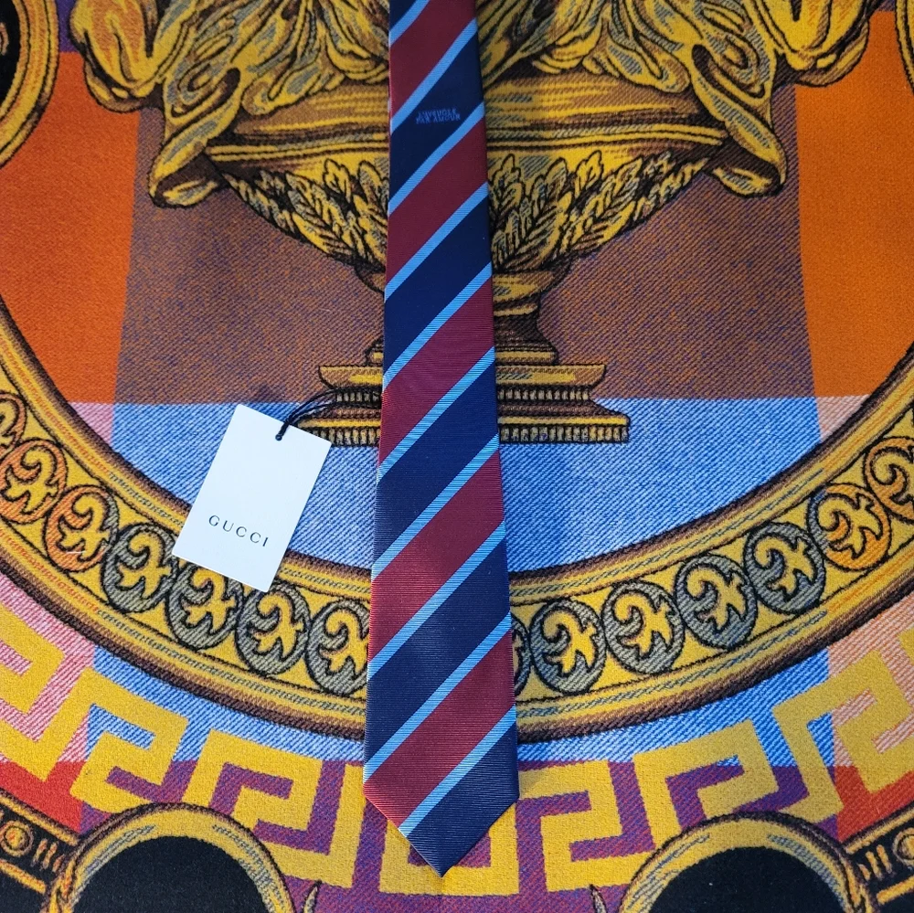 Gucci Silk Tie-L'aveugle Por Amor collection - Picture 4 of 4